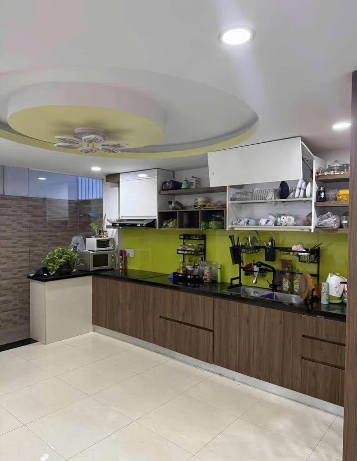 Nhà 3 tầng KDT Hà Quang 2 Nha Trang 90m² giá 20 triệu - Thích hợp cho ở và kinh doanh!