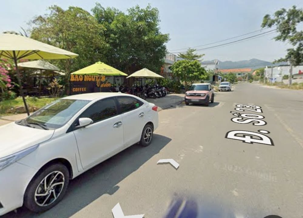 Đất thổ cư Diên An, Khánh Hòa 135m² giá 2.36 tỷ - Hai mặt đường nhựa thuận lợi!