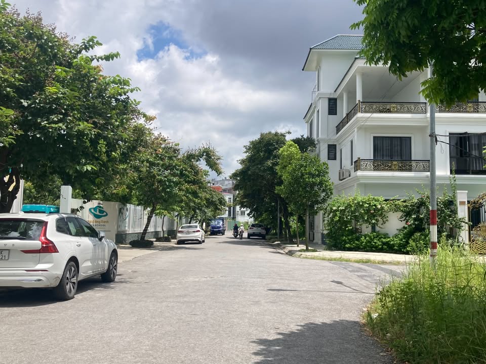 Đất biệt thự Vườn Hồng, Đằng Hải 131m² giá 7,5 tỷ - Đường 12m, vị trí đẹp!