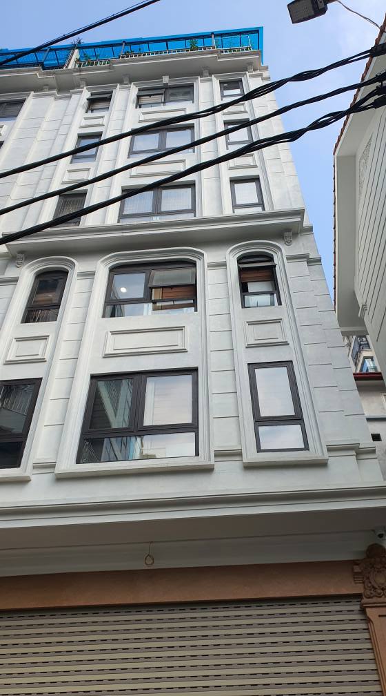 Nhà mặt phố Vĩnh Phúc 45m² giá 17 tỷ - Thang máy nhập khẩu, kinh doanh đắc địa!