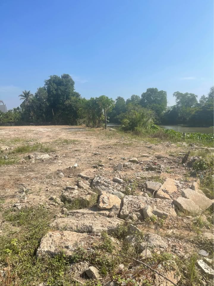 Đất nghỉ dưỡng Tương Bình Hiệp 1719m² giá thỏa thuận - View sông tuyệt đẹp!