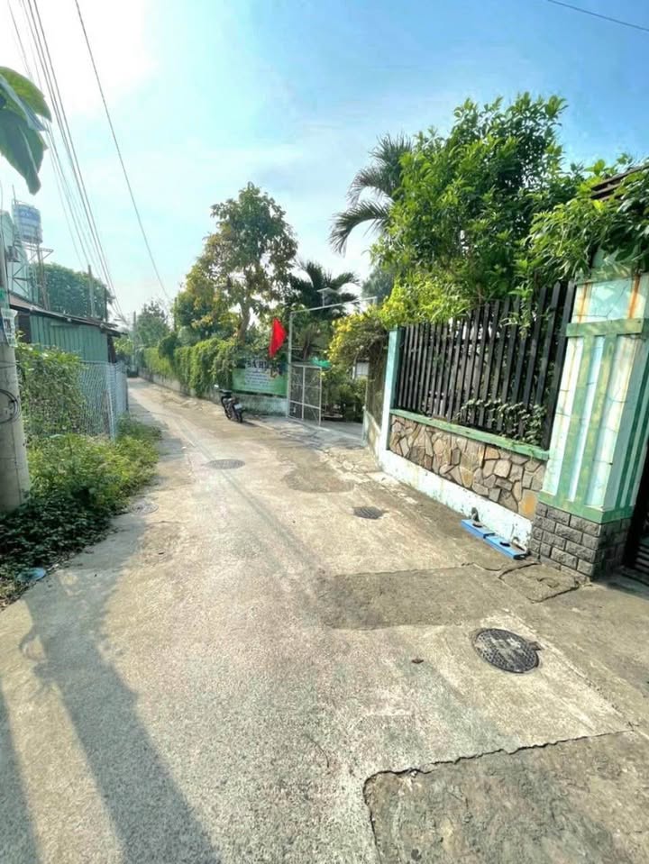 Đất Phú Thọ Thủ Dầu Một 150m² giá 1.9 tỷ - Sổ đỏ chính chủ, đường bê tông