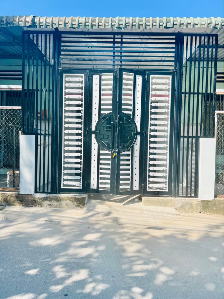 Nhà mặt tiền đường Bình Chuẩn 28, Bình Dương 36m² giá 830 triệu - Thiết kế hiện đại, sẵn sàng ở ngay!