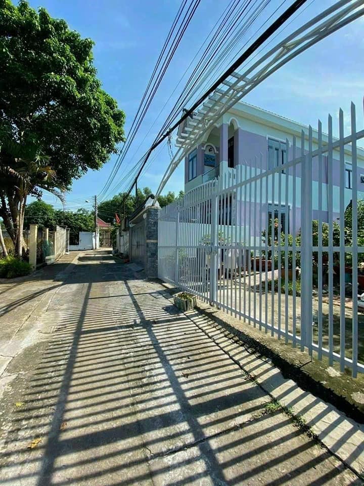 Nhà cho thuê tại Phú Thọ, Thủ Dầu Một 180m² - Khu vực tiện ích, giá 8 triệu/tháng!