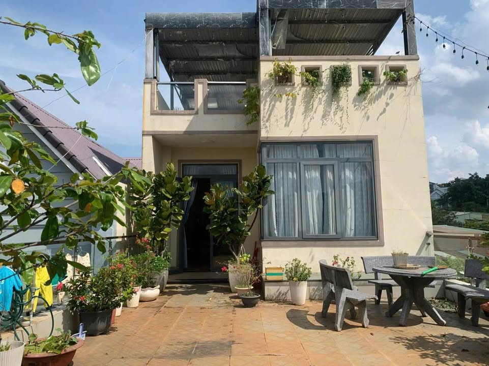 Nhà lầu đẹp mặt tiền đường Hồ Xuân Hương, 156m², giá 3 tỷ - Vị trí đắc địa ngay trung tâm!