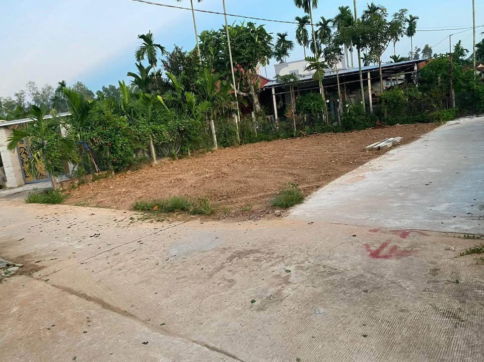 Đất nền Tịnh Ấn Đông 160m² giá chỉ 500 triệu - Diện tích rộng, giao thông thuận lợi!