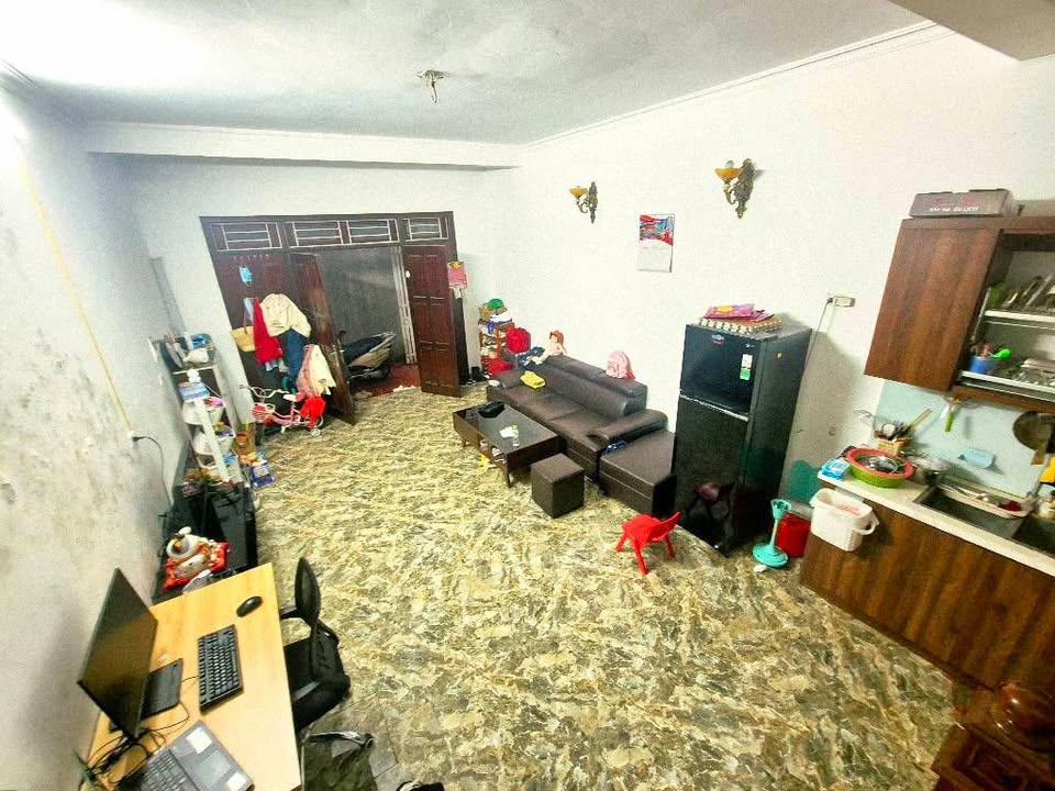 Nhà riêng Hoàng Hoa Thám, Ba Đình 50m² giá 11.9 tỷ - Thiết kế hiện đại, có thể lắp thang máy!