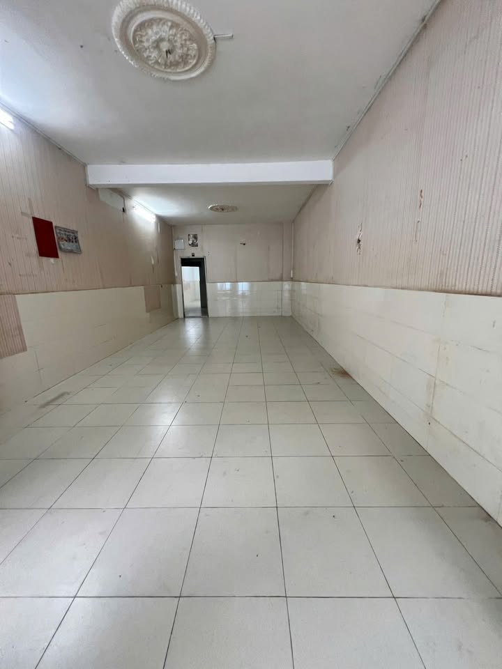 Nhà cho thuê mặt tiền Trường Chinh, Tân Bình 130m² - Kinh doanh sầm uất!