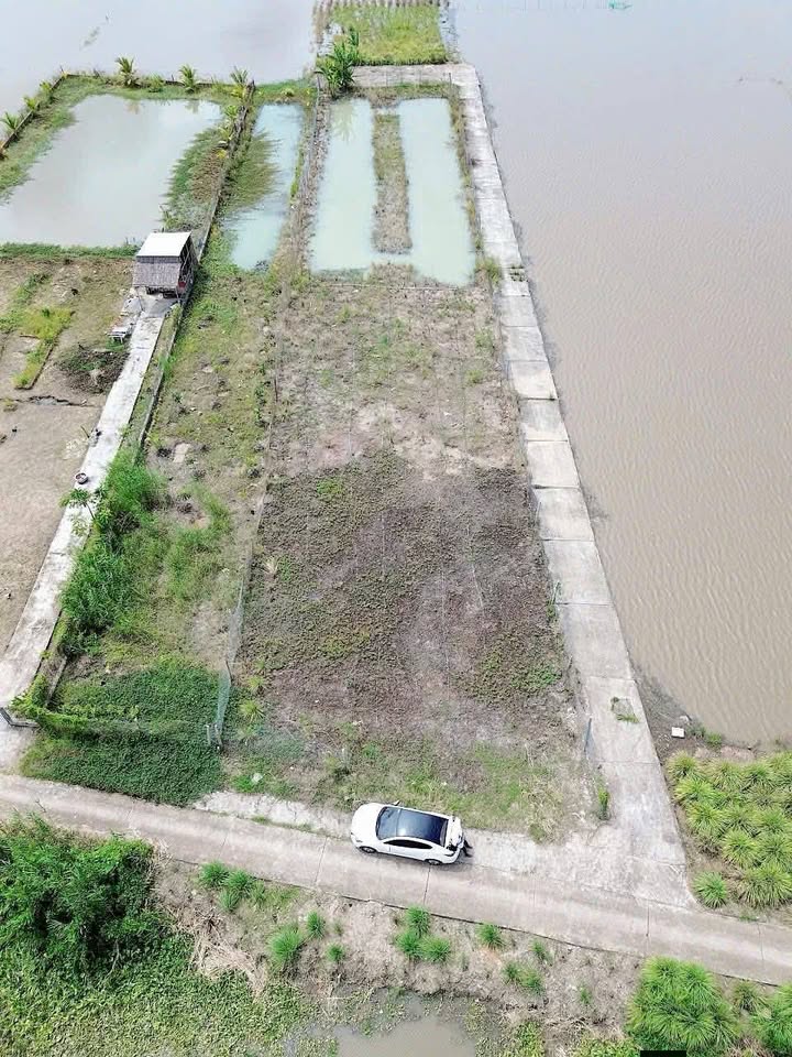 Đất mặt tiền Kênh Phán Xuyên, Vĩnh Thông, Rạch Giá 1440m² giá 1.5 tỷ - Sổ hồng chính chủ!