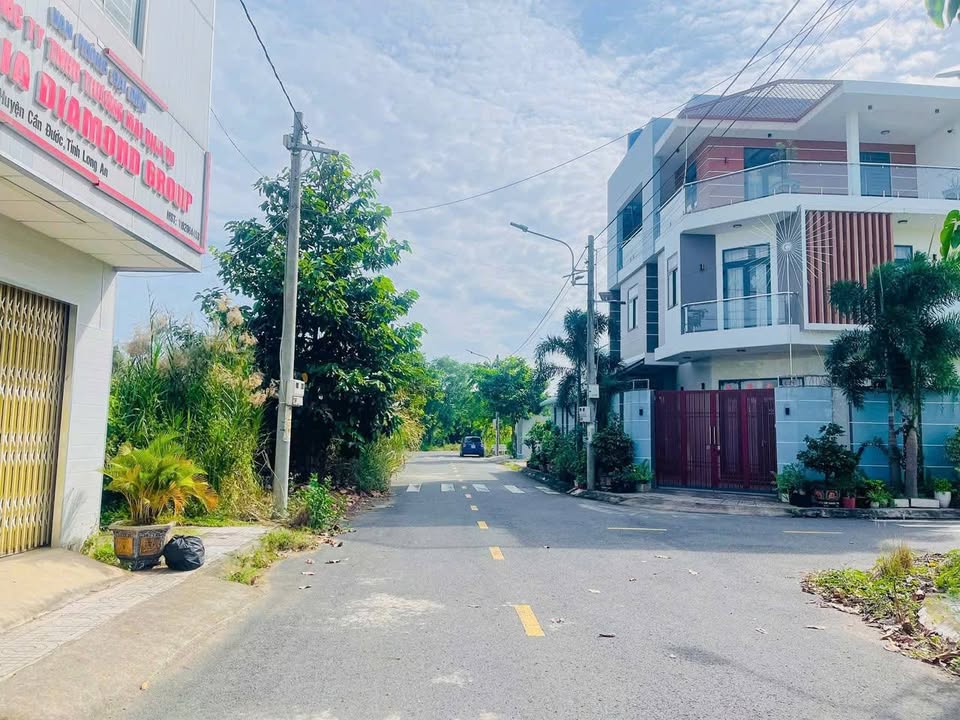 Đất lô góc 2MT KDC Thuận Đạo 180m² giá 2.65 tỷ - Cơ hội đầu tư hấp dẫn!