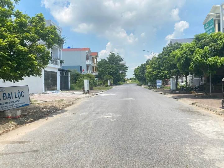 Đất nền KĐT Hoàng Hoa Thám 105m² giá 2.5 tỷ - Cơ hội đầu tư tuyệt vời!