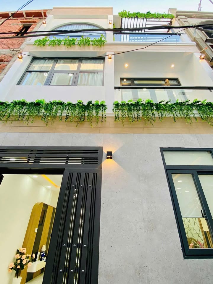 Nhà mới xây 3 tầng tại Lê Đức Thọ, Gò Vấp - Giá chỉ 5.96 tỷ