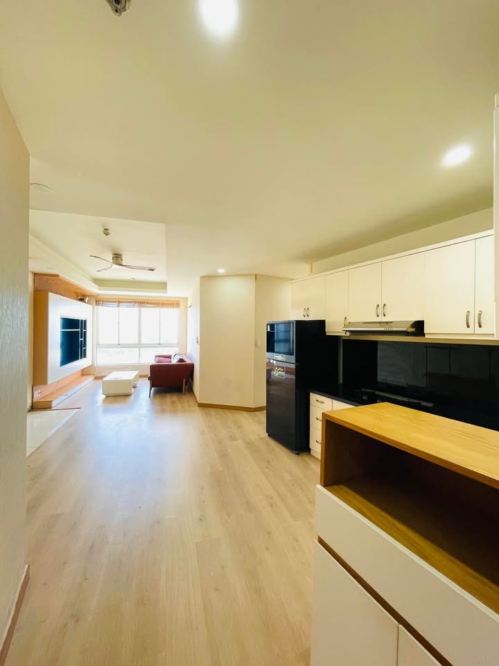 Căn hộ Central Plaza Tân Bình 80m² giá 4.8 tỷ - View đẹp, sổ hồng chính chủ!