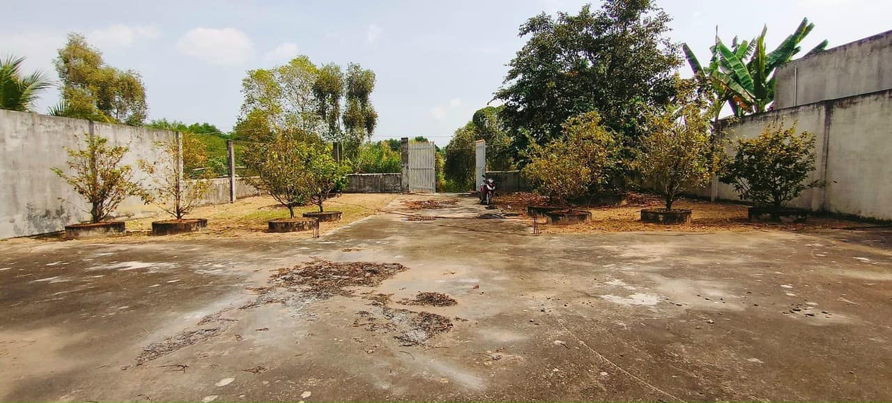 Đất nền 500m² ấp Bình Sơn, Long An giá 1.2 tỷ - Vị trí đẹp, sẵn nhà vườn!