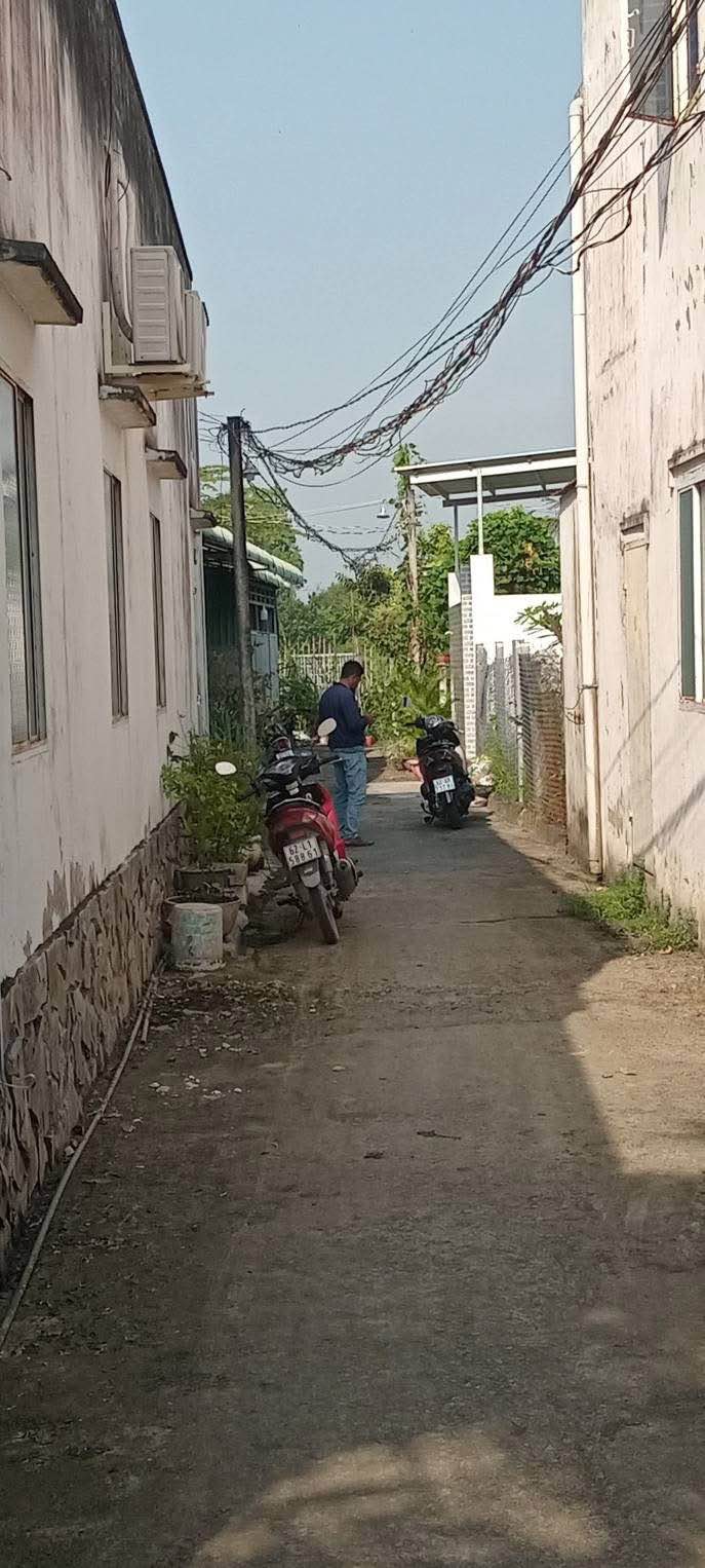 Nhà 1 trệt 1 lầu 145m² xã Phước Lâm, Cần Giuộc 2.2 tỷ - Thương lượng ngay!