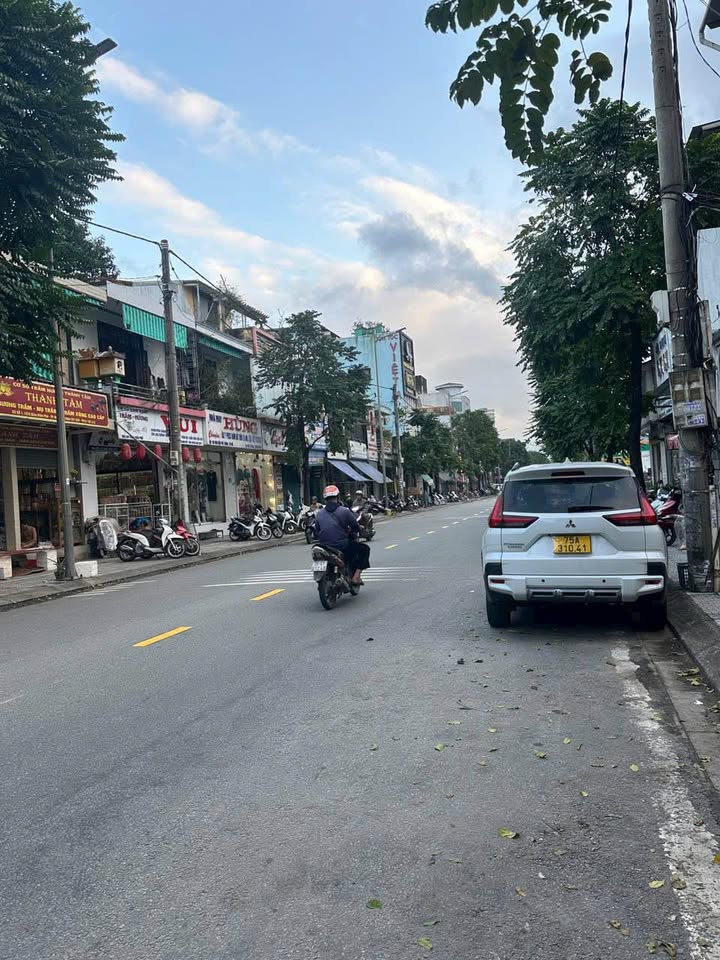 Nhà mặt tiền kinh doanh Điện Biên Phủ TP Huế 36m² giá 5.5 tỷ - Cơ hội đầu tư sinh lời!