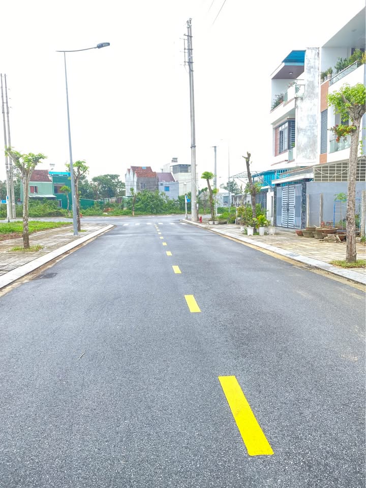 Đất nền KDC Phước Thạnh, Quảng Ngãi 210m² giá 4.6 tỷ - Sổ đỏ chính chủ!