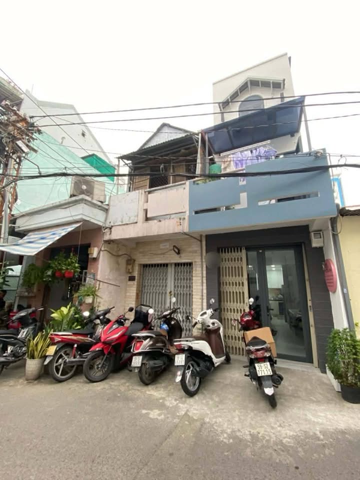 Nhà hẻm xe tải Nơ Trang Long, Bình Thạnh 25.5m² giá 4.5 tỷ - Kinh doanh sầm uất!