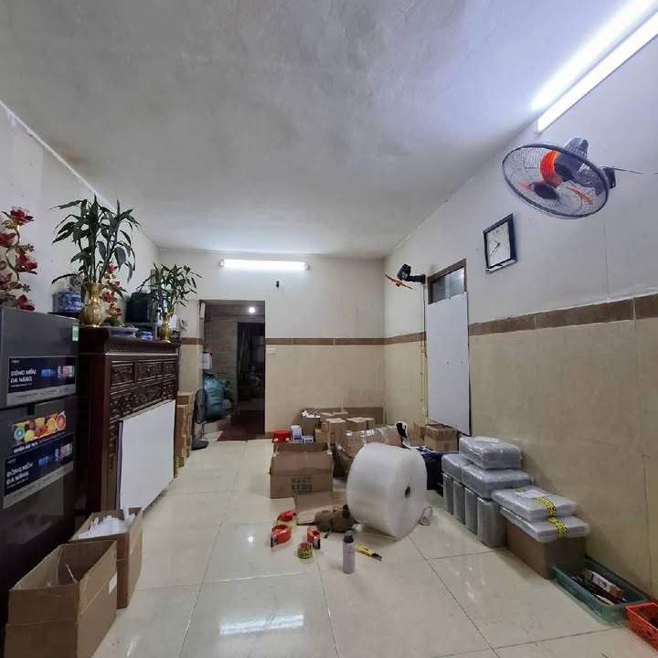 Căn hộ tầng 1 - phố Văn Chương, quận Đống Đa, 85m² giá 4.45 tỷ - Kinh doanh lý tưởng!