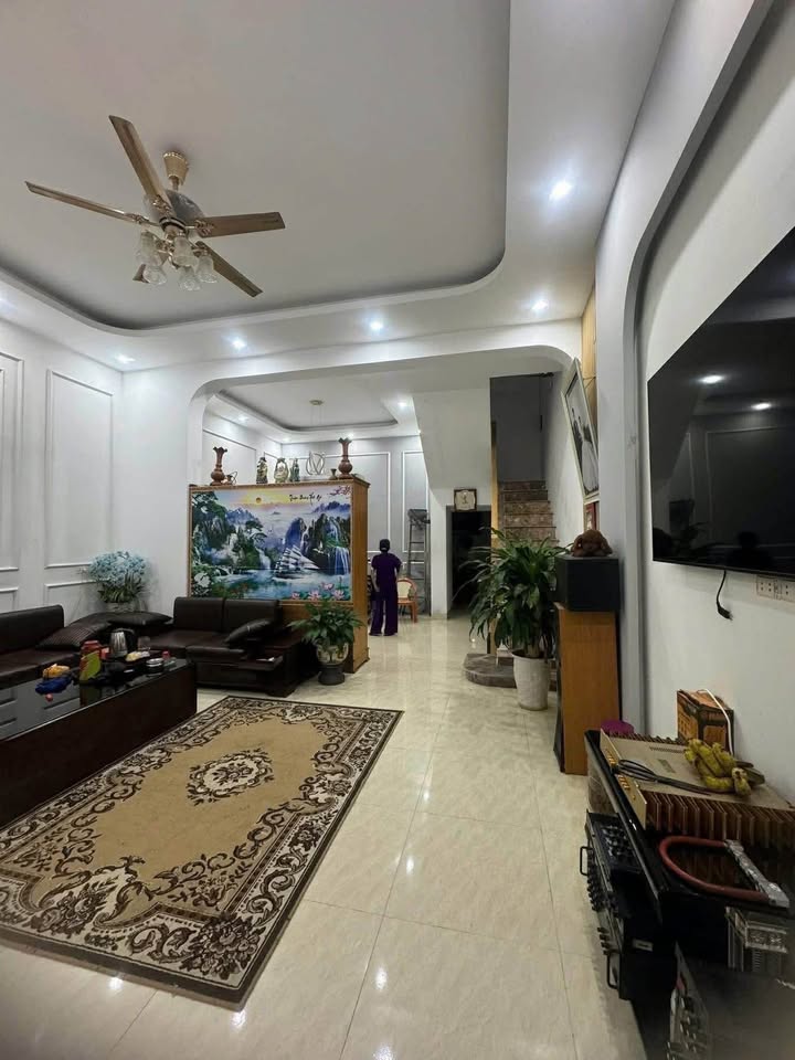 Nhà 2 tầng tại trung tâm TP Thanh Hóa 67m² giá 2 tỷ - Mặt tiền rộng thoáng