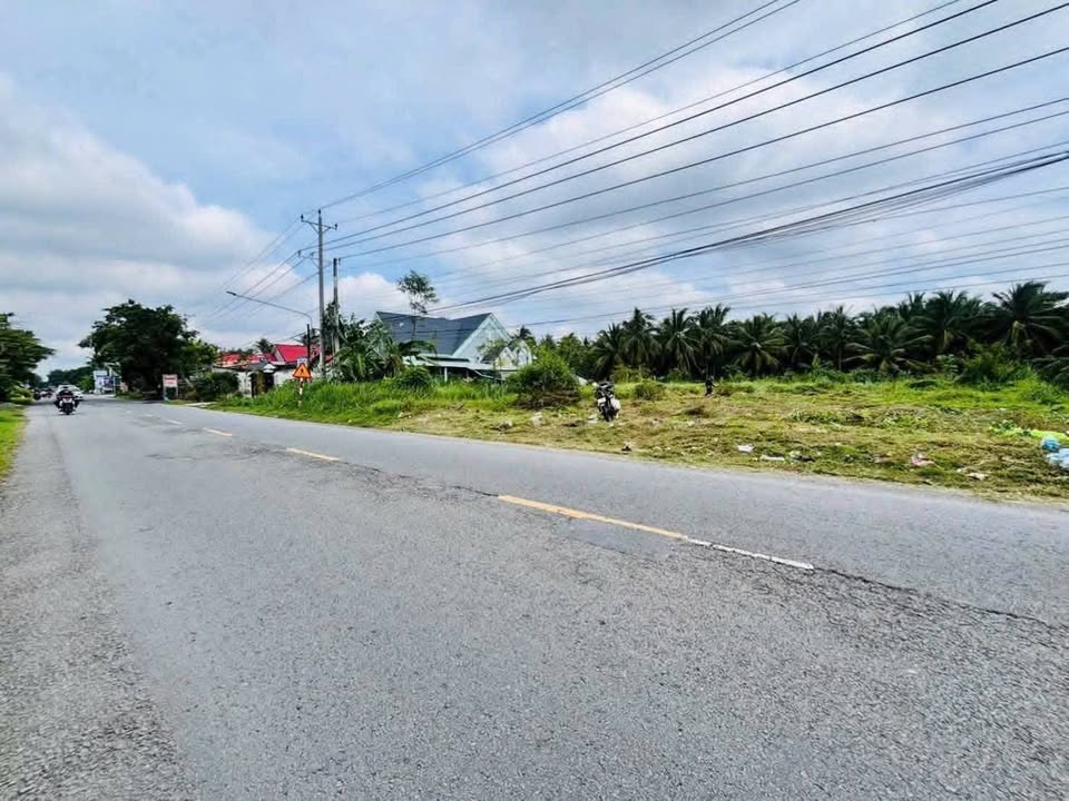 Đất mặt tiền Quốc lộ 57C, Phường An Hội, 939.3m² giá 4.05 tỷ - Cơ hội đầu tư sinh lời!