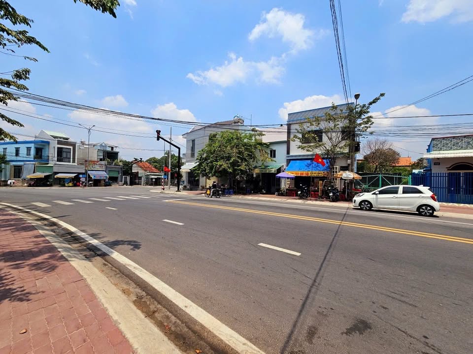 Đất nền mặt tiền Lê Chí Dân 181m² giá 4.399 tỷ - Cơ hội kinh doanh đắc địa!