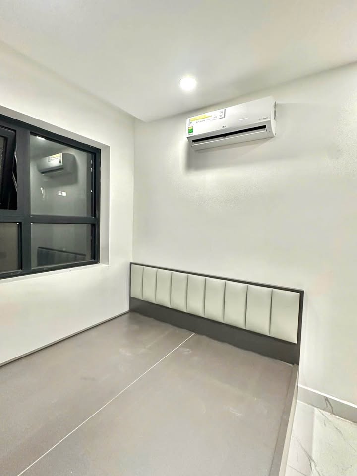 Căn hộ chung cư Hoàng Huy - Lạch Tray 52m² giá 880 triệu - Full nội thất mới tinh!