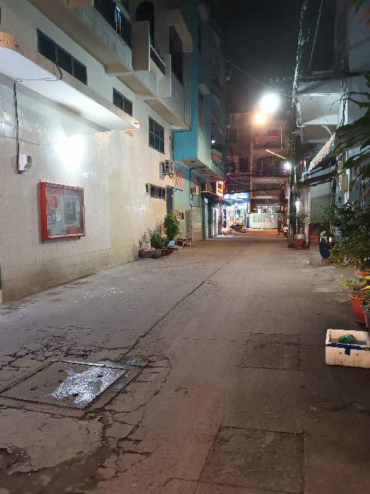 Nhà Lạc Long Quân 4 tầng 147m² giá 8 tỷ - Hẻm xe hơi, thu nhập 15 triệu/tháng!