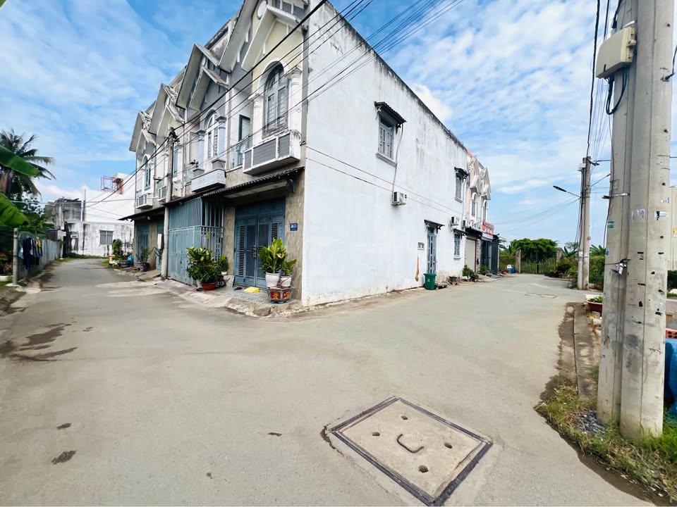 Đất 3 mặt tiền KP1 - Bến Gỗ - An Hoà 97m² giá 2.35 tỷ - Đầu tư sinh lời ngay!