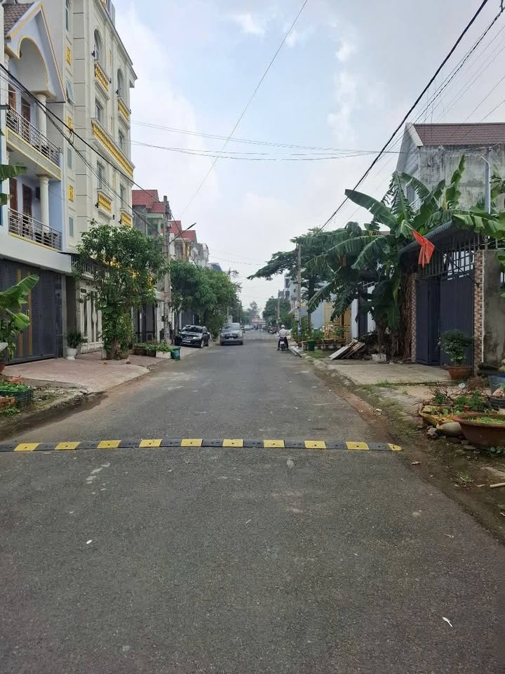 Đất nền góc 2 mặt tiền KDC Phú Thịnh, Biên Hòa 190m² giá 7 tỷ - Cơ hội đầu tư tuyệt vời!