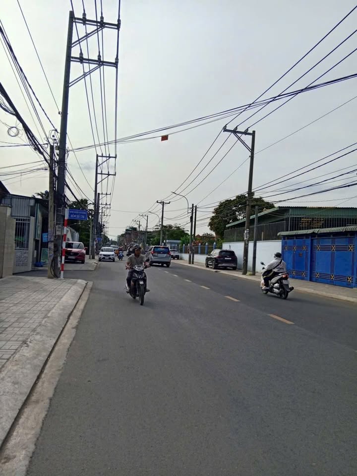 Đất thổ cư Bửu Hòa 108.5m² giá 3.2 tỷ - Sổ hồng riêng, tiện ích đầy đủ!