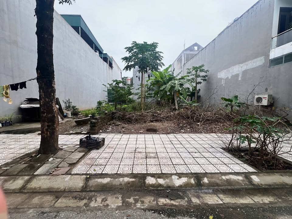 Đất nền HUD Châu Sơn 93m² giá 3.4 tỷ - Phong thủy đẹp, hướng Nam thoáng mát!