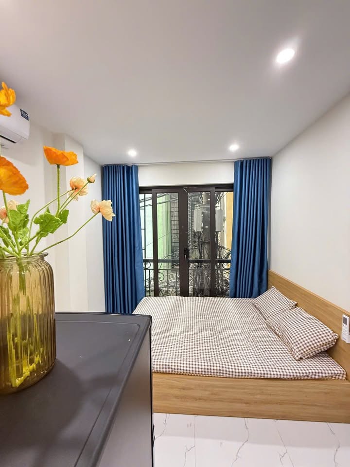 Phòng cho thuê tại Ngõ 111 Quan Hoa 25m² - Nội thất đầy đủ, sẵn sàng ở ngay!