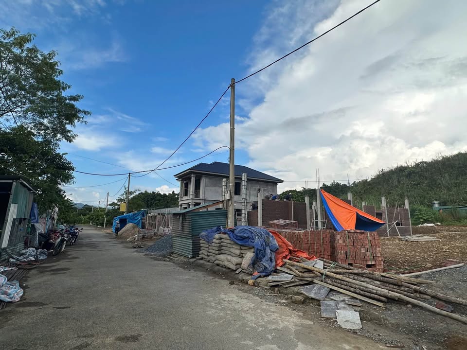 Đất TĐC Đồng Tuyển Lào Cai 300m² giá 2.8 tỷ - Chính chủ bán gấp!