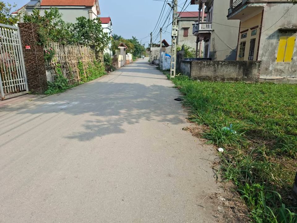 Đất nền Trung Chính - Lương Tài 109m² giá 2 tỷ - Đường ô tô tránh, chính chủ!