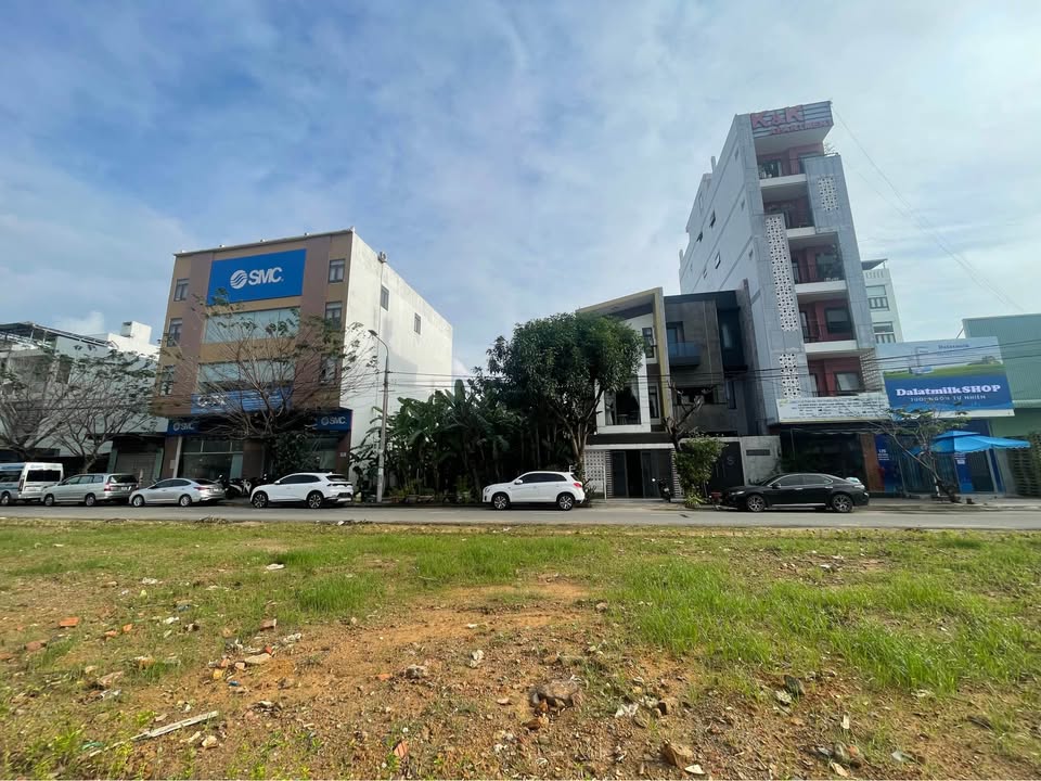 Đất nền đường Diên Hồng, Hòa Xuân, Cẩm Lệ, 226m² giá 7 tỷ - Sổ hồng chính chủ!