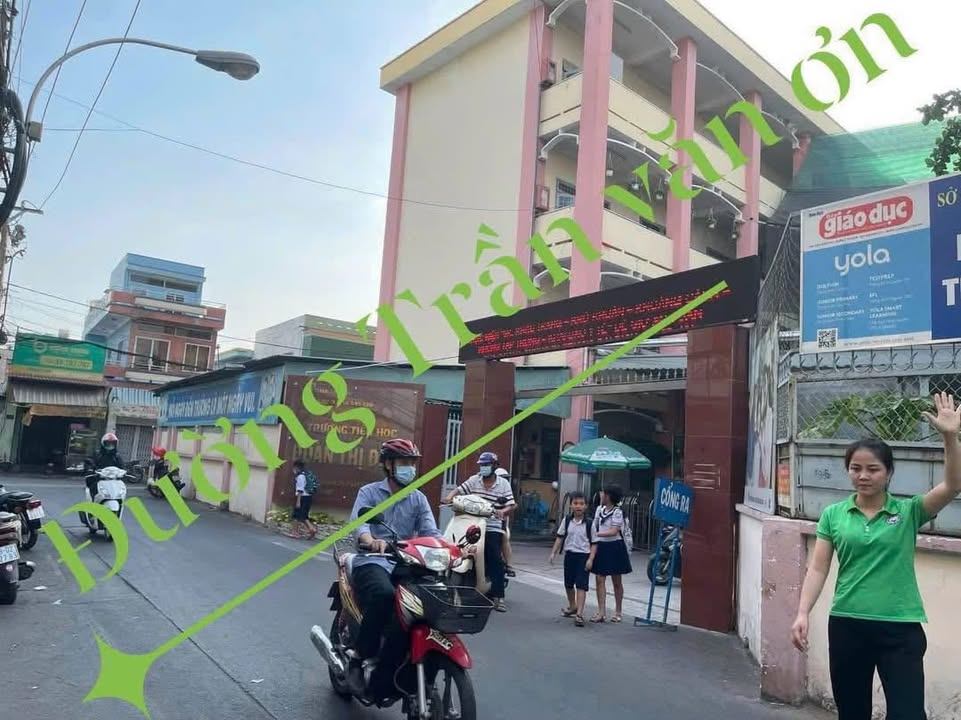 Nhà hẻm 34 Trần Văn Ơn, Tân Sơn Nhì 69m² giá 3.35 tỷ - An cư lý tưởng!