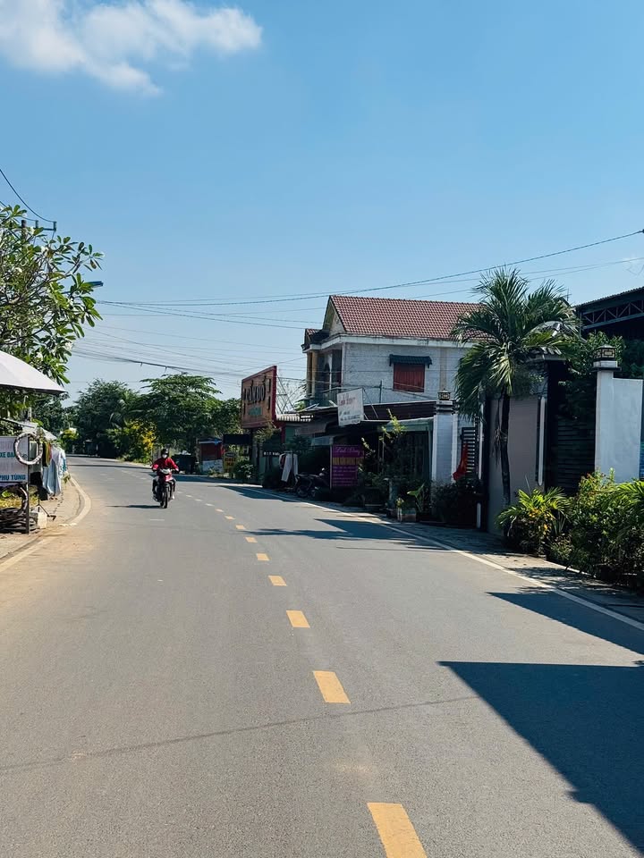 Đất nền Phú An Bến Cát 559m² giá 3.5 tỷ - Vị trí siêu đẹp, nở hậu!