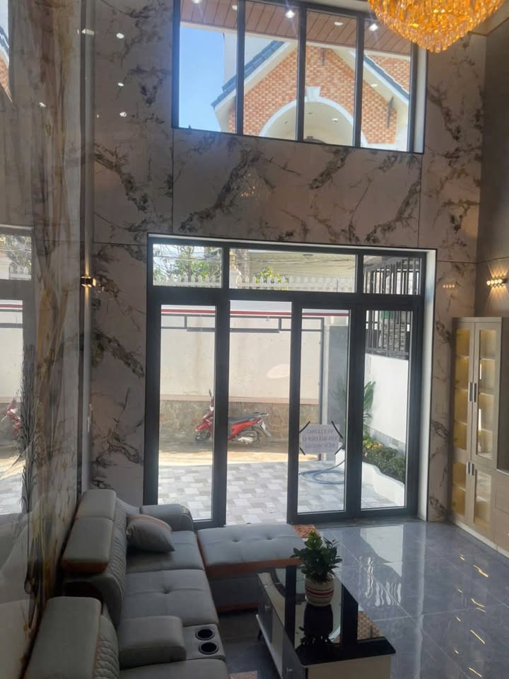 Nhà phố Bình Thắng Dĩ An 71.5m² giá 4.1 tỷ - Full nội thất mới xây!