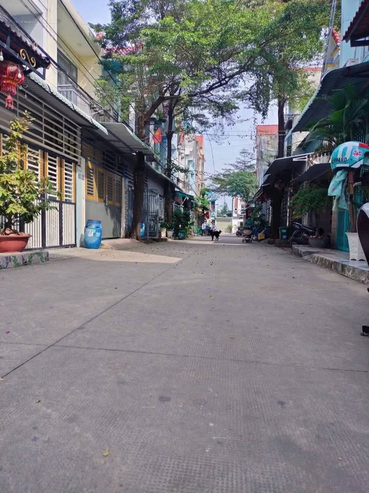 Nhà cấp 4 gác lửng tại An Phú, Bình Dương 64m² giá 2.99 tỷ - Vị trí đẹp, giá tốt!