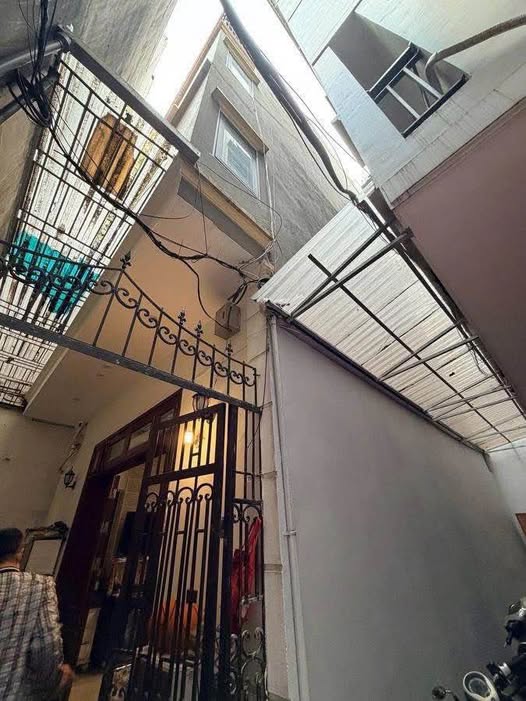 Nhà phố Ngọc Khánh Ba Đình 50m² giá 14.8 tỷ - Tiện ích đầy đủ, ở ngay!