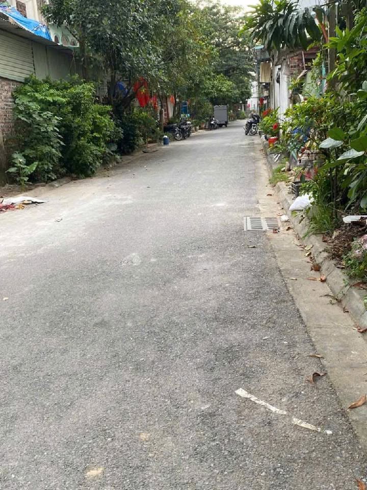 Đất nền Giang Biên Long Biên 30.5m² giá 3 tỷ - Đầu tư an toàn và sinh lời!