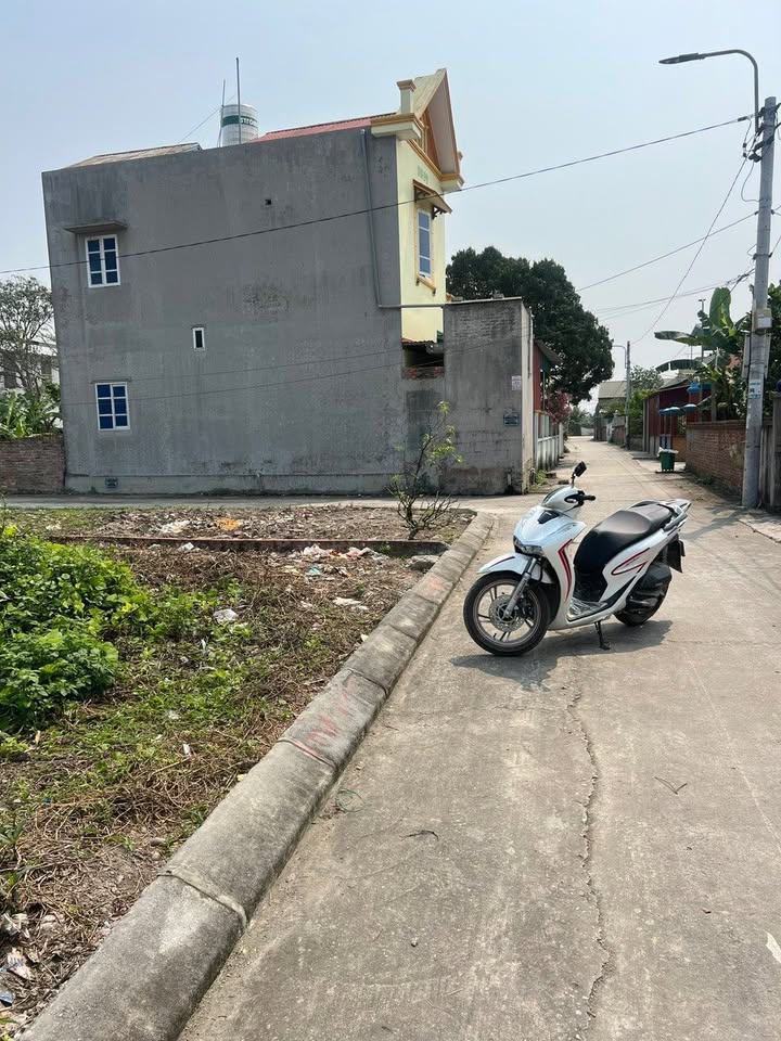 Đất nền góc Thái Hòa 98m² giá 1.4 tỷ - Đường ô tô tránh nhau, cơ hội đầu tư hấp dẫn!