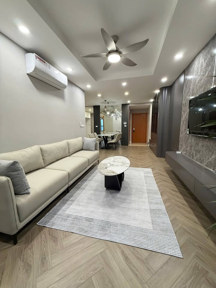 Căn hộ Goldmark 2 ngủ quận Bắc Từ Liêm chỉ 13 triệu - Nhà đẹp, có chỗ để ô tô!