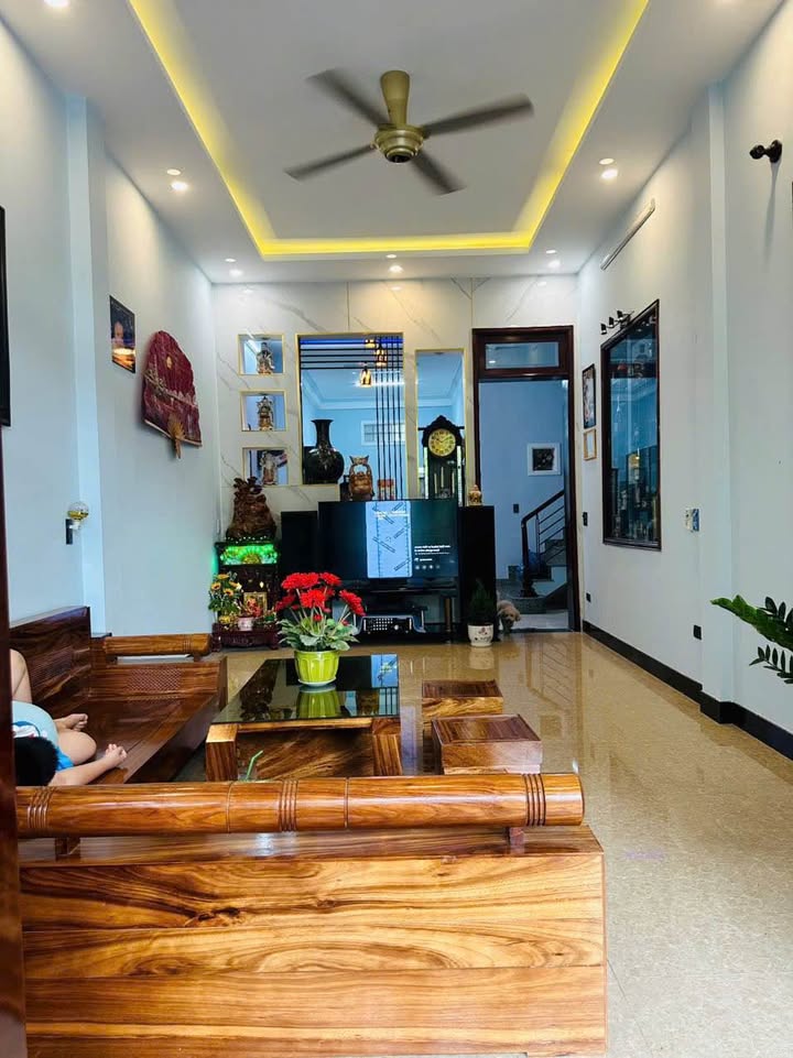 Biệt thự 2 tầng Tôn Thất Dương Kỵ 109m² giá 5.5 tỷ - Ngôi nhà mơ ước chờ bạn!