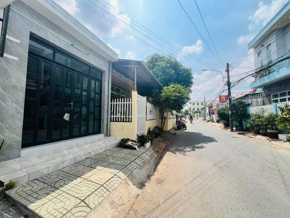 Nhà mặt tiền Huỳnh Thúc Kháng, Trà Vinh 54m² giá 2 tỷ - Đầu tư sinh lời ngay!