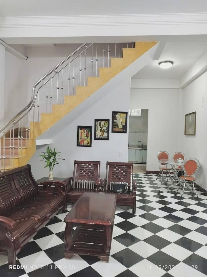 Nhà cho thuê Đường Nguyễn Thị Minh Khai - Hải Châu - Đà Nẵng 135m² - Giá chỉ 11 triệu/tháng!