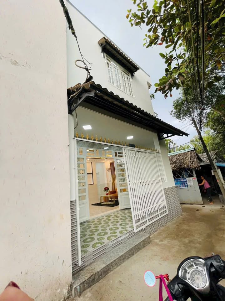 Nhà bán quận 7, 55m² giá 2.65 tỷ - Góc 2 mặt tiền, tặng nội thất đầy đủ!