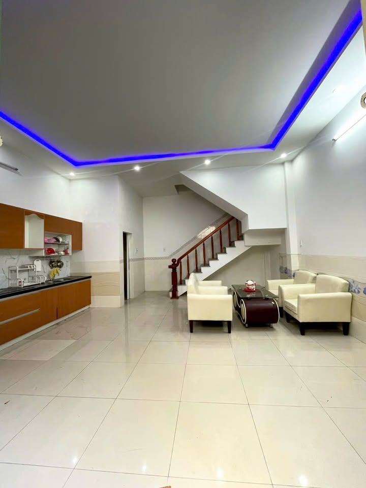 Nhà nguyên căn cho thuê Đô Đốc Bảo 55m² giá 7 triệu - Full nội thất gần biển!