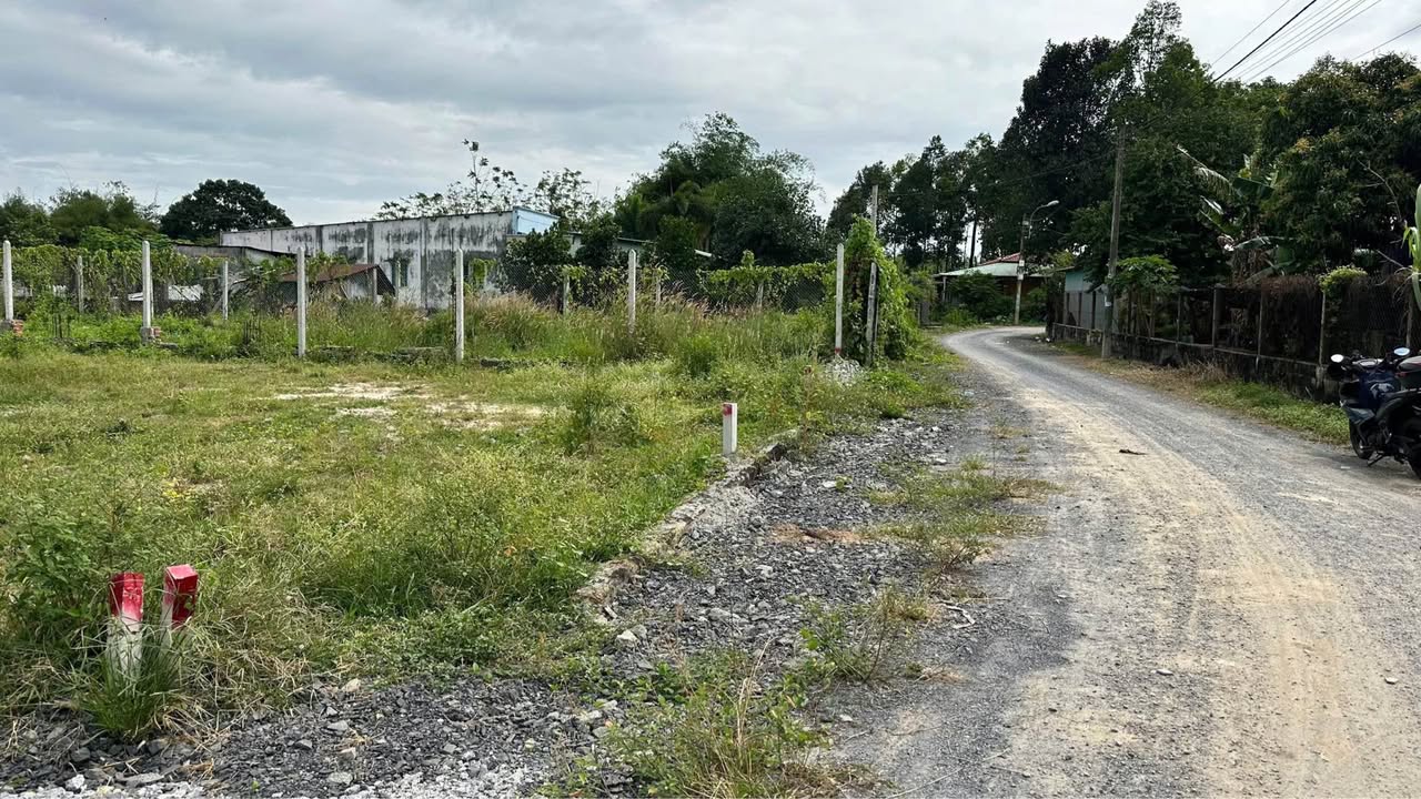 Đất thổ cư 104m² tại Ấp 3, Củ Chi giá 1.65 tỷ - Mặt tiền rộng rãi, tiện xây dựng!